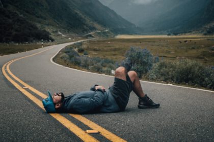 Die macht der position wie schnarchen mit der richtigen liegeposition verschwindet